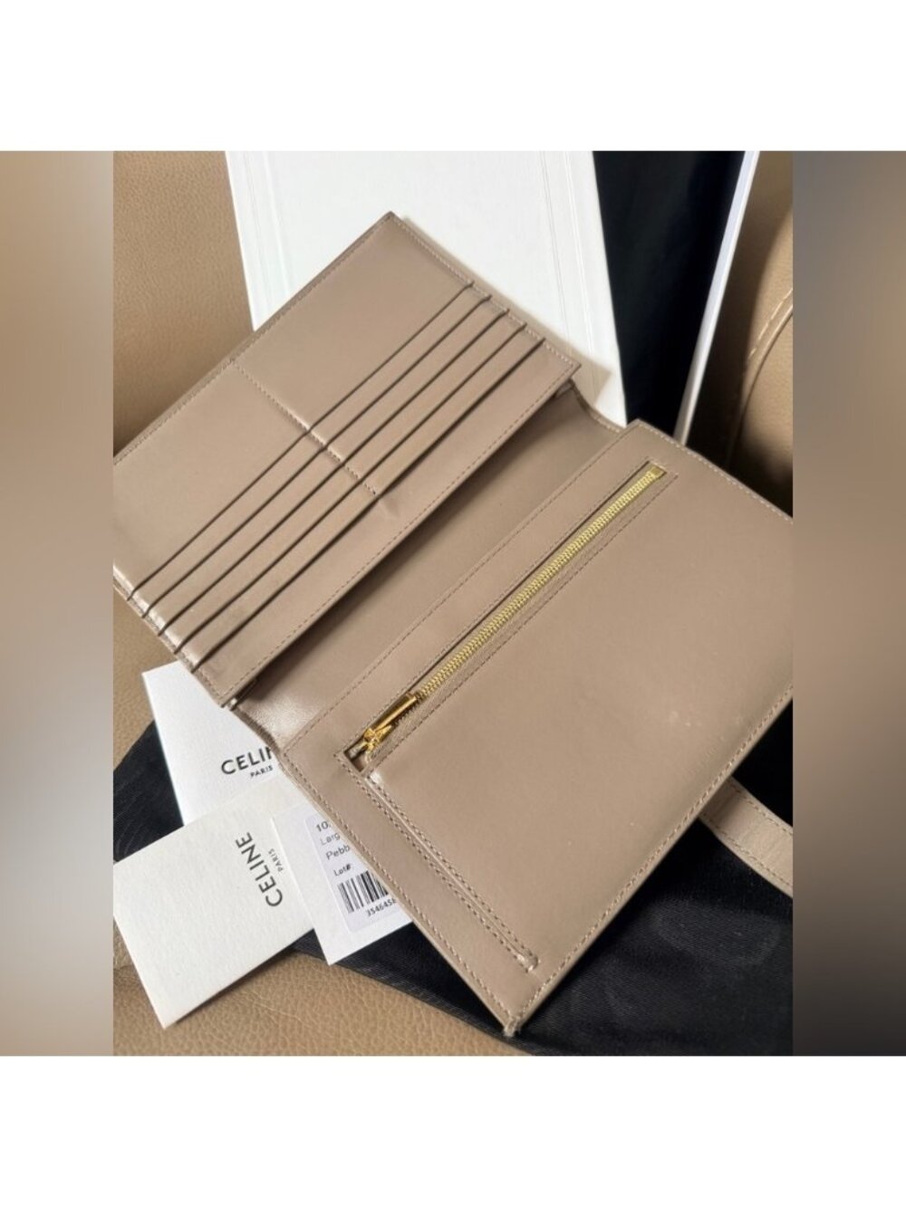 Celine Large Strap Wallet in Grained Calfskin Pebble Taupe/Gray Authentic - Picture 11 of 16